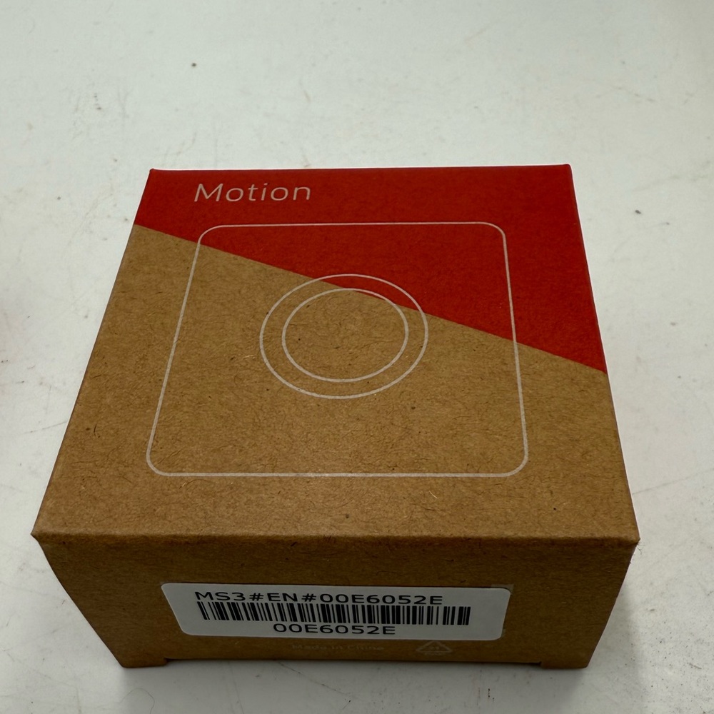 SimpleSafe Motion Sensor ~ MS3. New in a box.